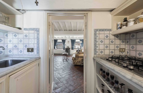 Oltrarno Apartment | Pitti Art by MMega