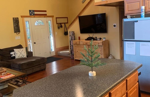 Pittsburg House | Pittsburg Cabin w/Direct ATV & Snowmobiling TrailAccess Hunting & Fishing Mecca