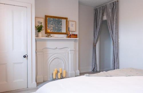 Lower Lawrenceville Apartment | Pittsburgh House