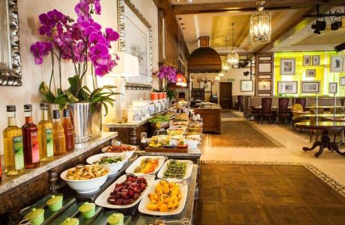 Greater Johannesburg Metropolitan Area Hotel | Pivot Hotel