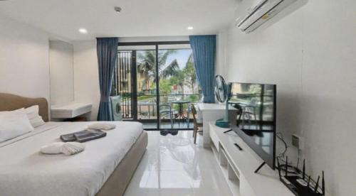 Wichit Apartment | Pixels - Ocean Front Studio with Pool View Cape Panwa