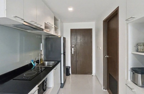 Wichit Apartment | Pixels - Ocean Front Studio with Pool View Cape Panwa