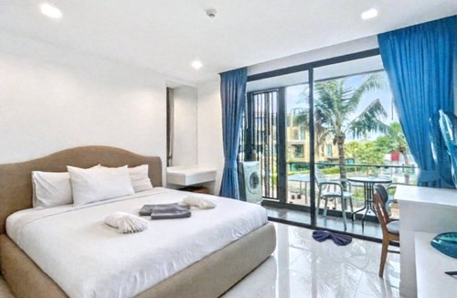 Wichit Apartment | Pixels - Ocean Front Studio with Pool View Cape Panwa
