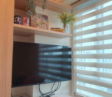 Legazpi Village Apartment | Pixie Dust Suite