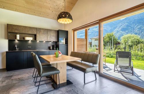 Castelbello-Ciardes Ski Chalet | Pixnerhof Chalet Bonita