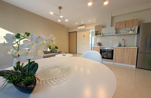 Piraeus Apartment | PL Pireas Modern APT