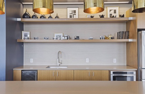 Bluemont Apartment | Placemakr Marymount Ballston