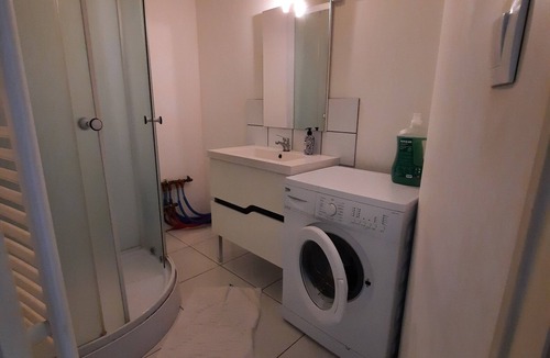 Auxonne Apartment | "plain-pied Charmant 56m²: Prox. Centre-ville, Cuisine Équipée - Idéal 7 Pers."
