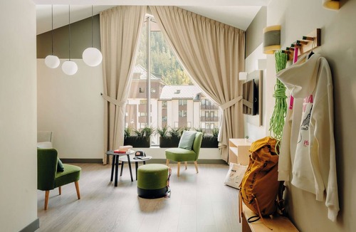 Chamonix City Centre Hotel | PlanB Hotel - Living Chamonix