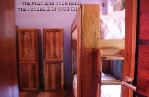 El Cerro Bed & Breakfast | Planet B Hostel - Adults Only