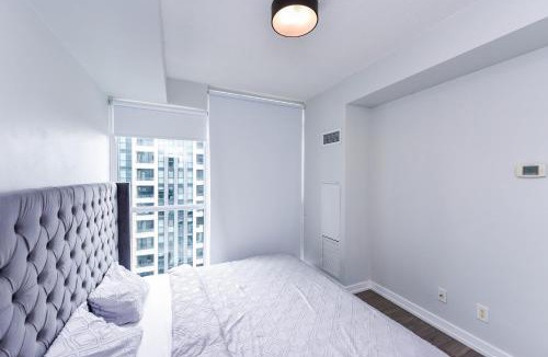 Downtown Mississauga Apartment | PlanURstay - 2BTH & 2BTH Near Square One Mall