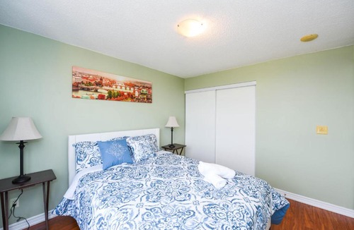 Downtown Mississauga Apartment | PlanURstay - Luxury Condo