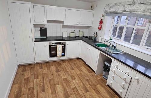 Mynydd Isa Apartment | Plas Bellin Duplex