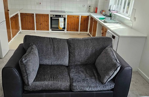 Mynydd Isa Apartment | Plas Bellin Duplex