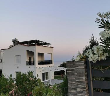 Maroneia-Sapes Villa | Platan Paradise