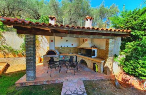Paralia Porovitsis Villa | Platanos Estate
