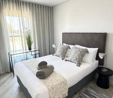 Paarl Apartment | Platform 123 - 2 On Tabak with onsite Parking