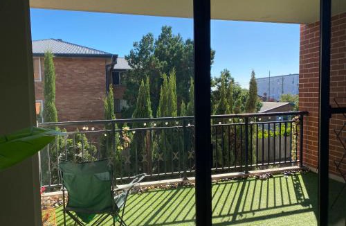 Guildford Apartment | Platform ONE Guilford-Walk to Station