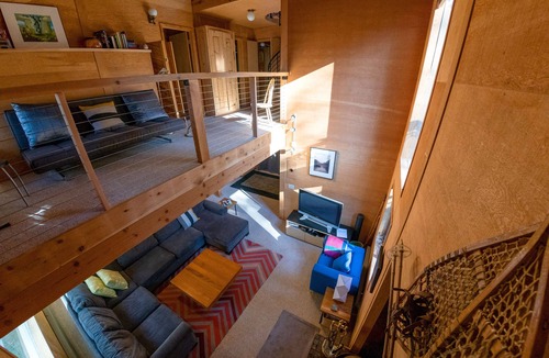 Bear Valley House | Play Outside/Relax Inside at Our Modern Retreat, Ursa Major