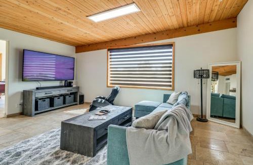 Agua Dulce House | Play, Swim & Unwind: Luxe Los Angeles Oasis!