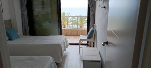 Marbella Seafront Promenade Apartment | Playa Marbella