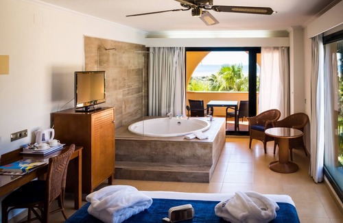 Punta del Moral Hotel | Playamarina