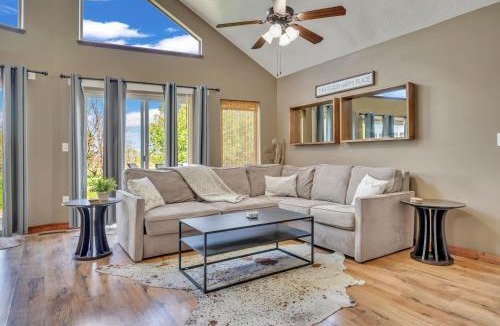 Spirit Lake House | Playing Hooky Cabin at Bridges Bay Resort