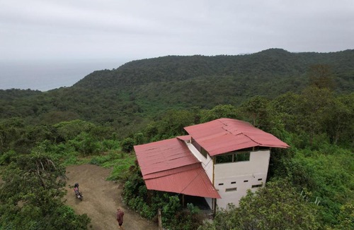 Puerto Lopez House | Playita