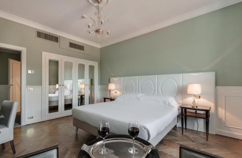 Santa Croce Hotel | Plaza Hotel Lucchesi