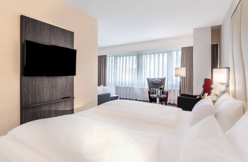 Neckarstadt-Ost Hotel | PLAZA INN Mannheim