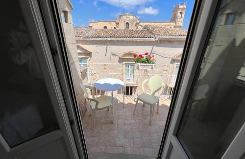 Avola Bed & Breakfast | Plaza Rooms