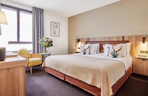 Porte-Dauphine Hotel | Plaza Tour Eiffel