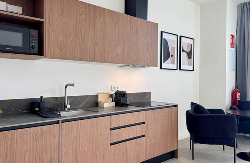 Pobles del Sud Apartment | Plaza Tower - Apartment -08