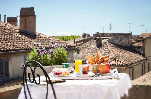 Faubourg Hotel | Plazza Hotel