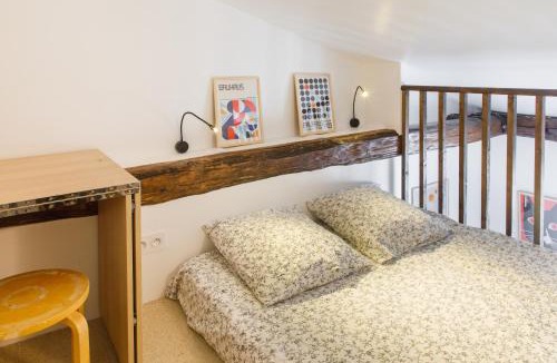 Batignolles Hotel | Pleasant 1BD Duplex for 4 Batignolles