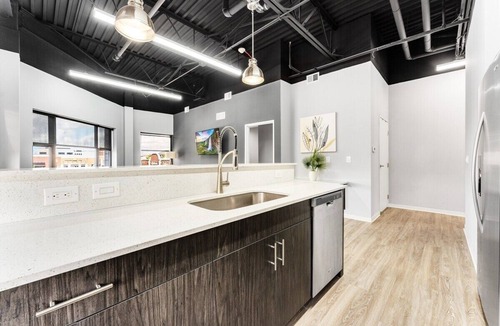Dearborn Apartment | Pleasant 2BR/2BA Loft in Dearborn
