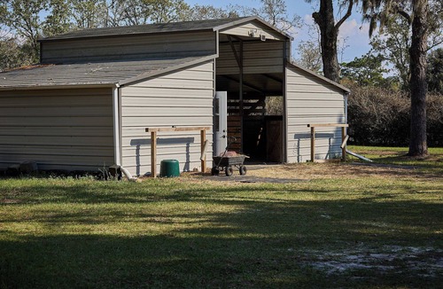 Homosassa Cottage | Pleasant Days Lodging Southwest Cottage