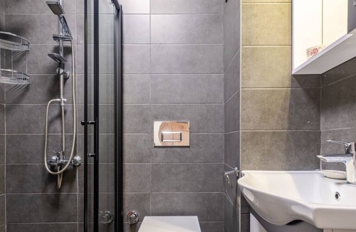 Harbiye Apartment | Pleasant Flat with Central Location in Sisli