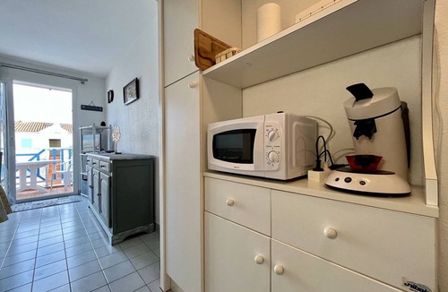 Boyardville Apartment | Pleasant 1-bedroom apartment near beach with parking in Oléron