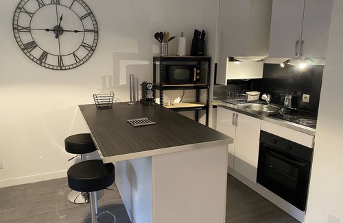 Plaine de la Brague Apartment | Pleasant modern studio with swimming pool, 8 minutes from the sea on foot