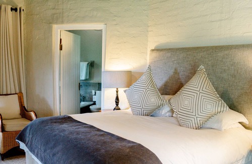 uMngeni House | Pleasant Places by Sanaandi