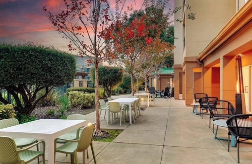 Oyster Point Hotel | Pleasant Stay, Convenient Location! 2 Convenient Units, Pets Allowed