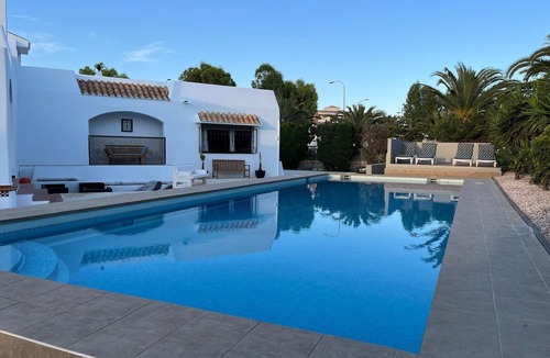 Roquetas de Mar Villa | Pleasant Studio House in front of the beach