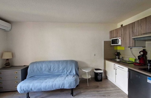 La Couronne Apartment | Pleasant studio close to the most beautiful beaches of the Côte Bleue