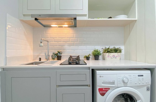 Pantai Indah Kapuk Apartment | Pleasant Studio Room At Gold Coast Apartment