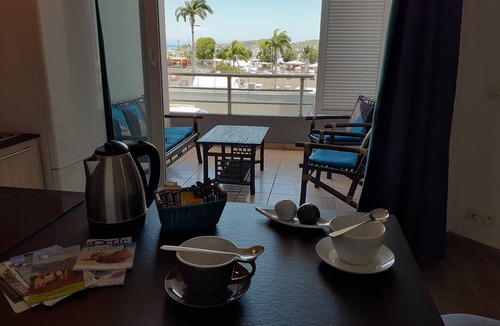 Noumea Apartment | Pleasant studio with terrace in the city center