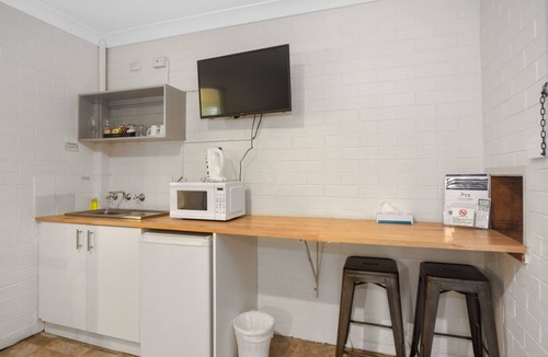 Nowra Hotel | Pleasant Way River Lodge