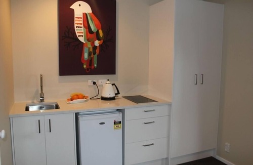 Waitakere Apartment | Please do not book - no longer listed