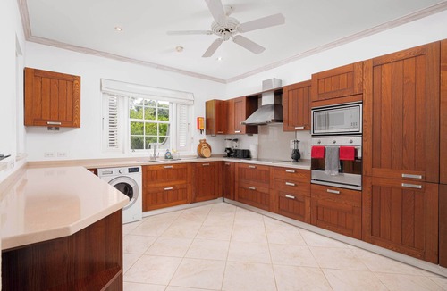 Little Battaleys Condo | Please Inquire Before Booking – Luxury Villa