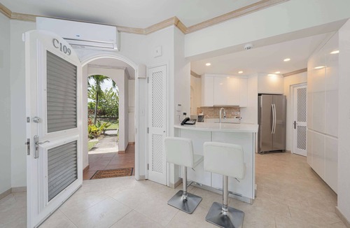 Mount Standfast Apartment | Please Inquire Before Booking – Luxury Villa